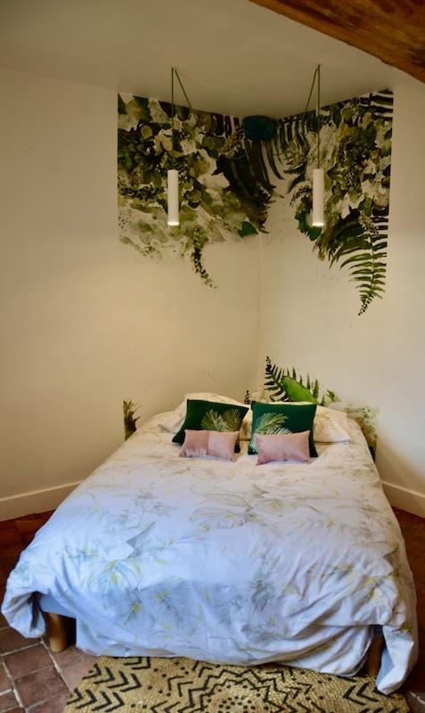 Chambre jungle romantique rose vert blanc hannah elizabeth interior design