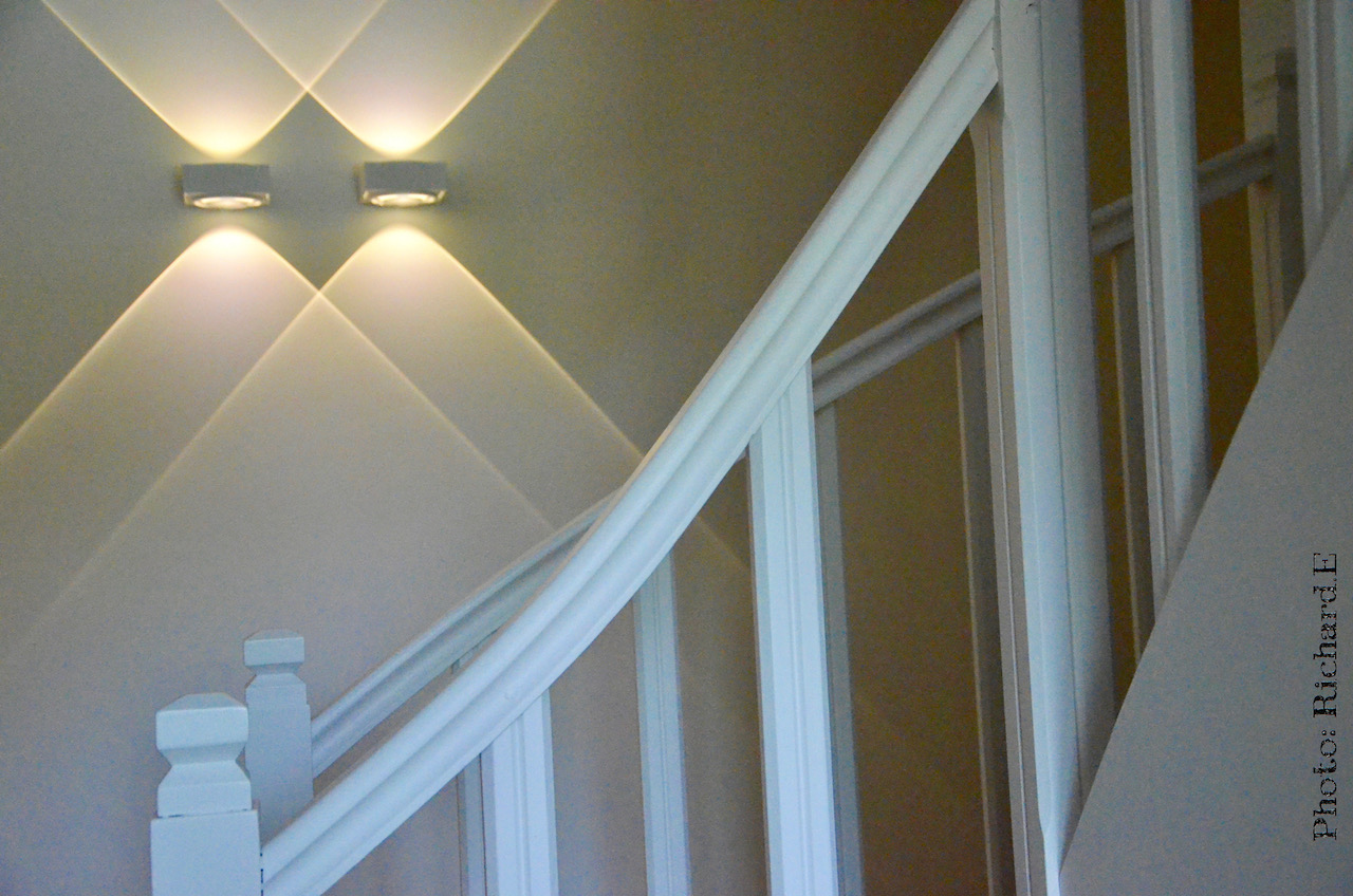 Garde corp escalier blanc delta light hannah elizabeth interior design