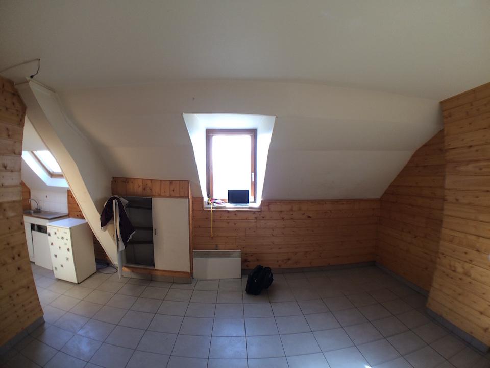 Studio appartement avant travaux 2